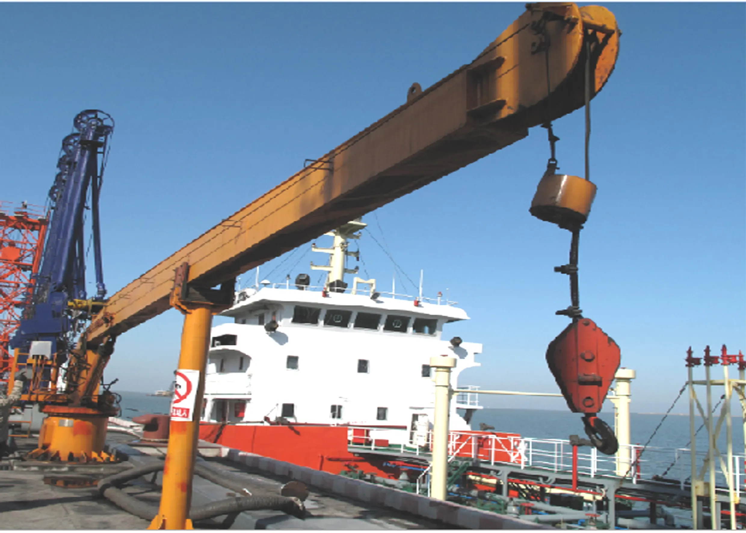 Marine Fluid Transfer equipment for marine terminal loading applications