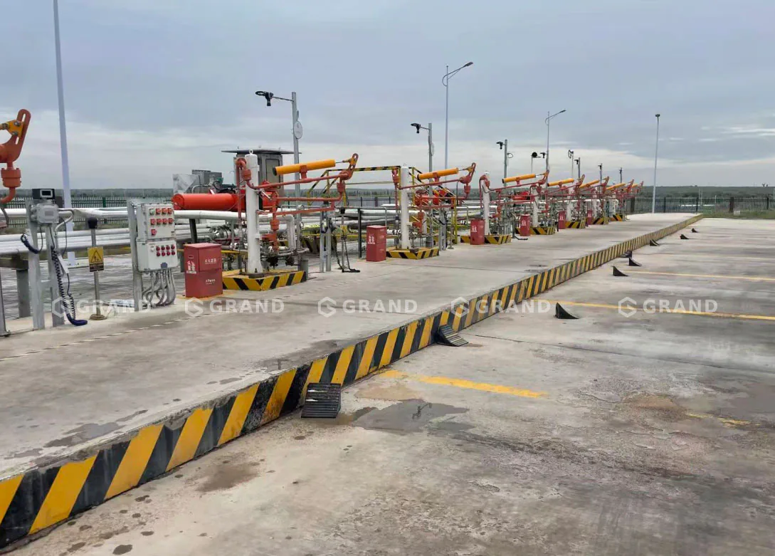 CNG Loading and Unloading Arms installed at a high-pressure gas loading station
